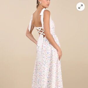 NWT Lulu's Multicolor Floral lace up Dress